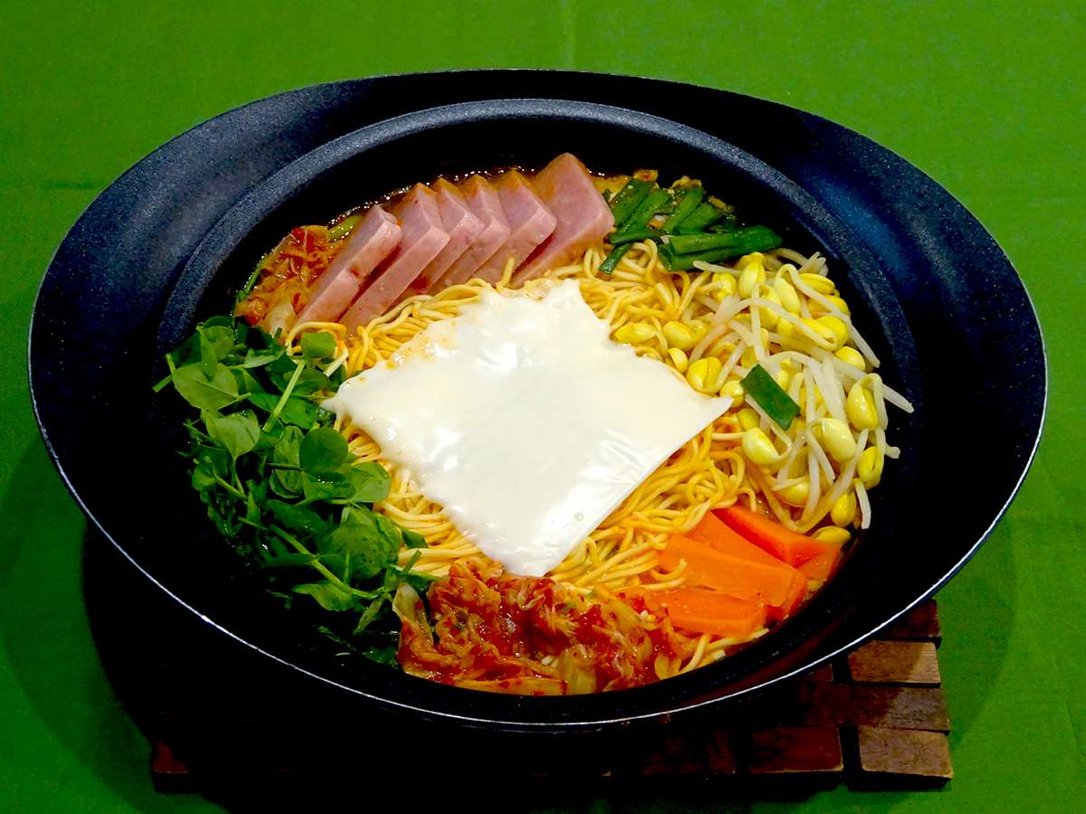 プデチゲ 韓国ラーメン鍋 みそ健康づくり委員会 味噌の公式サイト